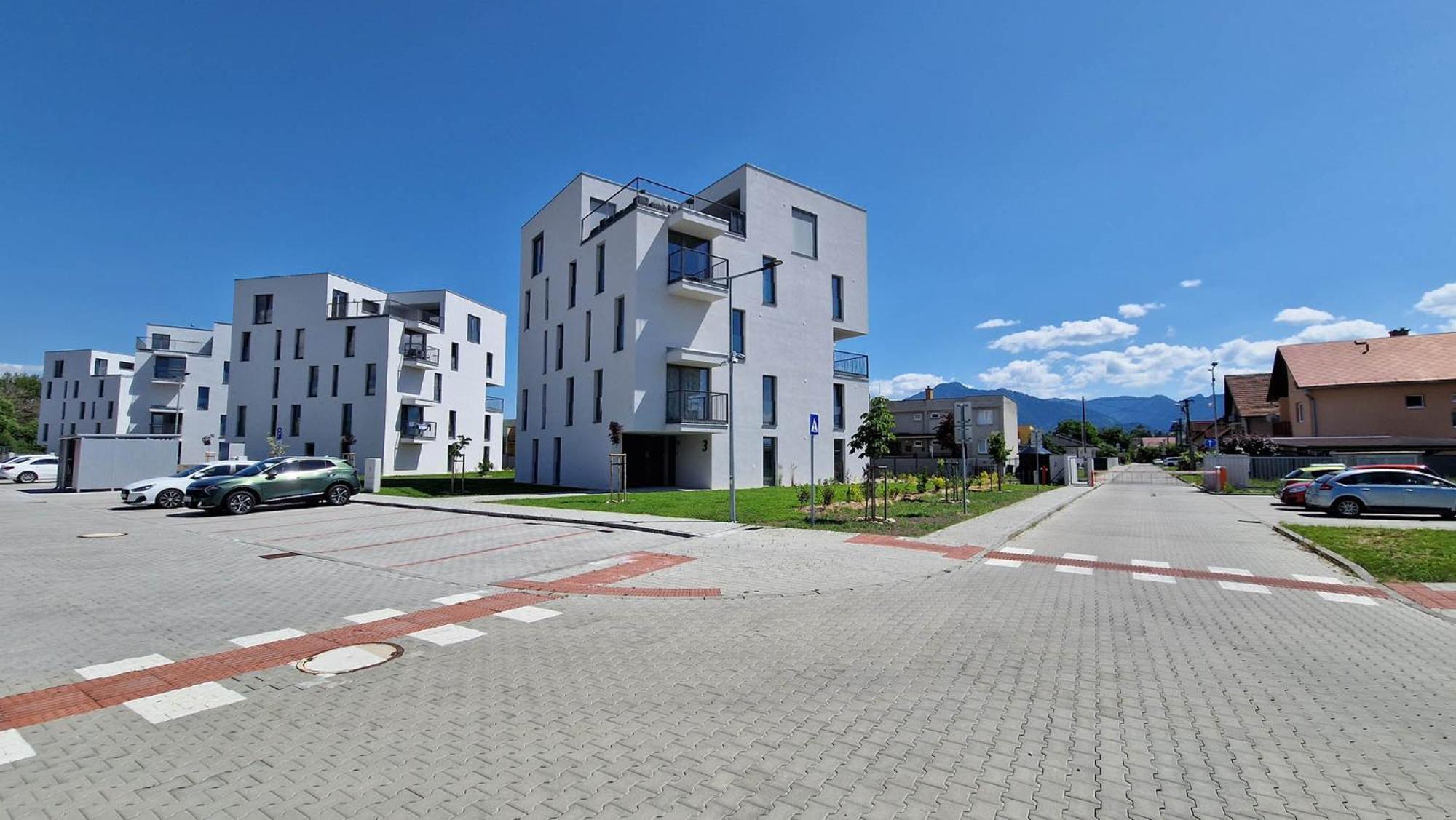 Hillshome - 84M2 Moderny Byt S Terasou Aj Saunou Liptovský Mikuláš Екстериор снимка